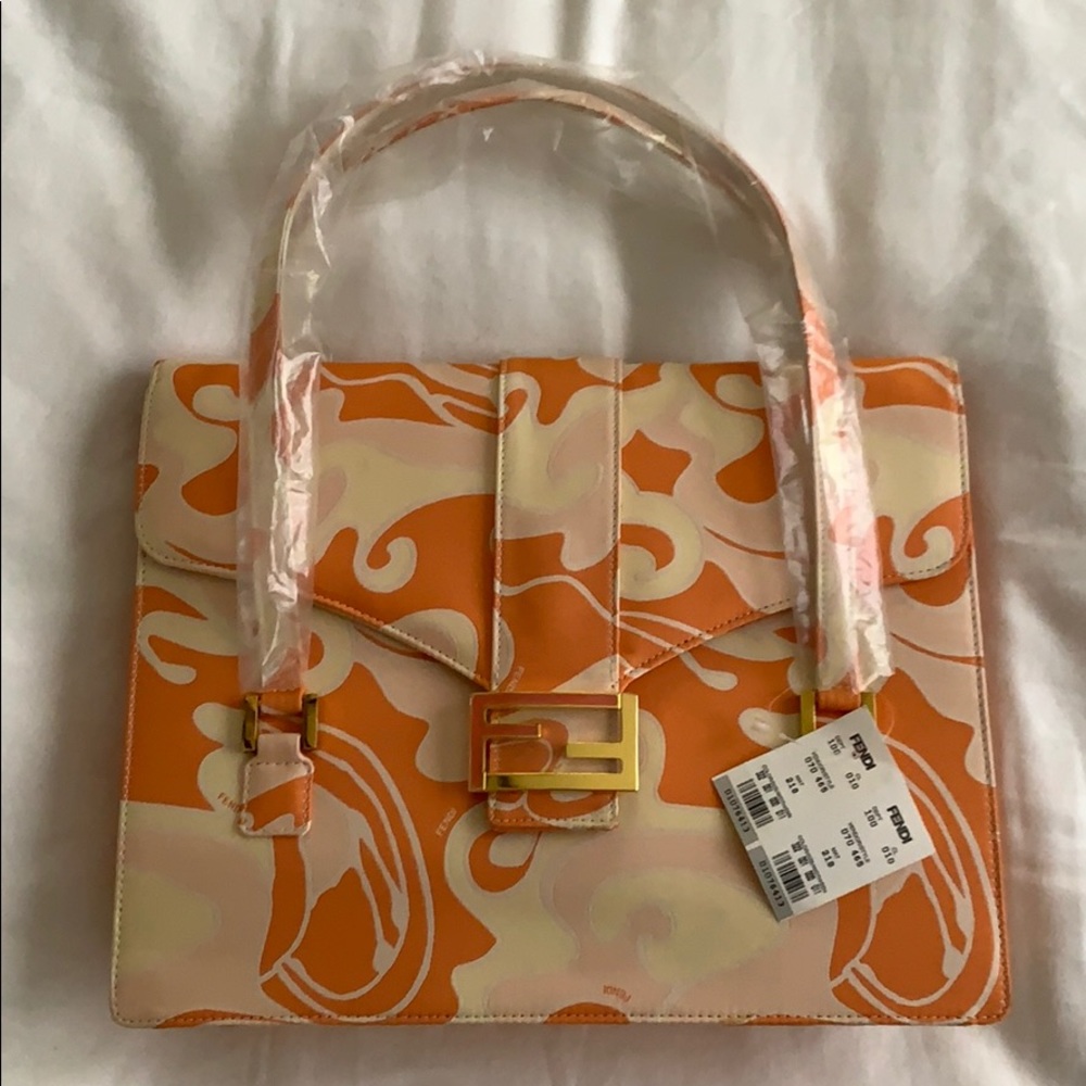 NWT Fendi handbag 60’s design